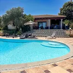 Roberta With Big Private Pool Villa