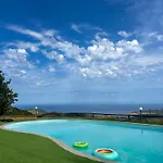 Roberta With Big Private Pool Villa *