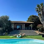 Roberta With Big Private Pool