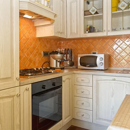 Roberta With Big Private Pool Villa *