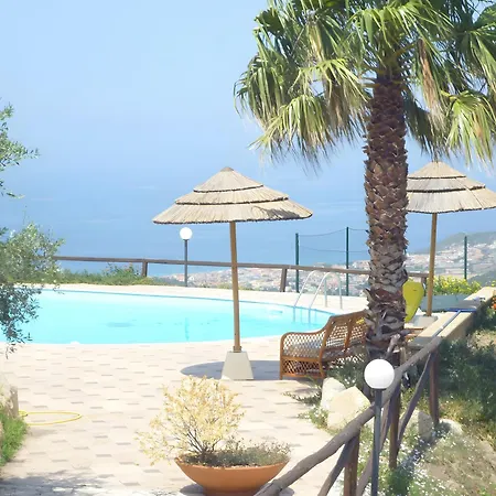 Roberta With Big Private Pool Tergu