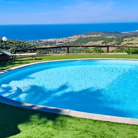 Roberta With Big Private Pool Tergu